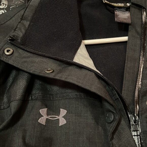UNDER ARMOUR 3XL JACKET with hood, never worn. - Picture 5 of 11